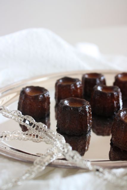 Feel Like a Parisian: Three Specialty Shops for French Pastry Canelé ♡にて紹介している画像