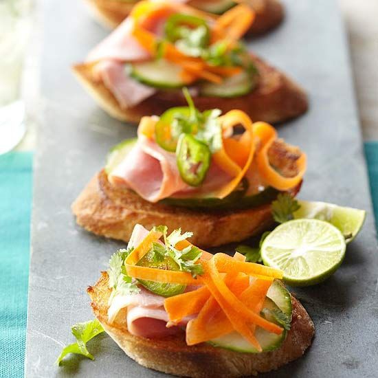 Cute Finger Foods: Colorful Bruschetta to Add Flair to Your Partyにて紹介している画像