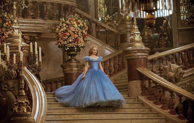 Every Girl's Dream: Hairstyles Inspired by the Live-Action "Cinderella" ♡にて紹介している画像