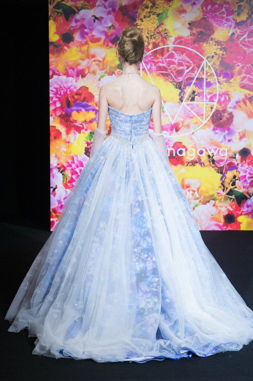 Finally Unveiled in August! Experience Nika Ninagawa's Wedding Dress♡にて紹介している画像