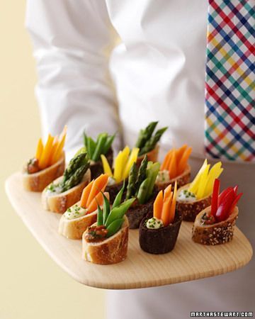 Cute Finger Foods: Colorful Bruschetta to Add Flair to Your Partyにて紹介している画像