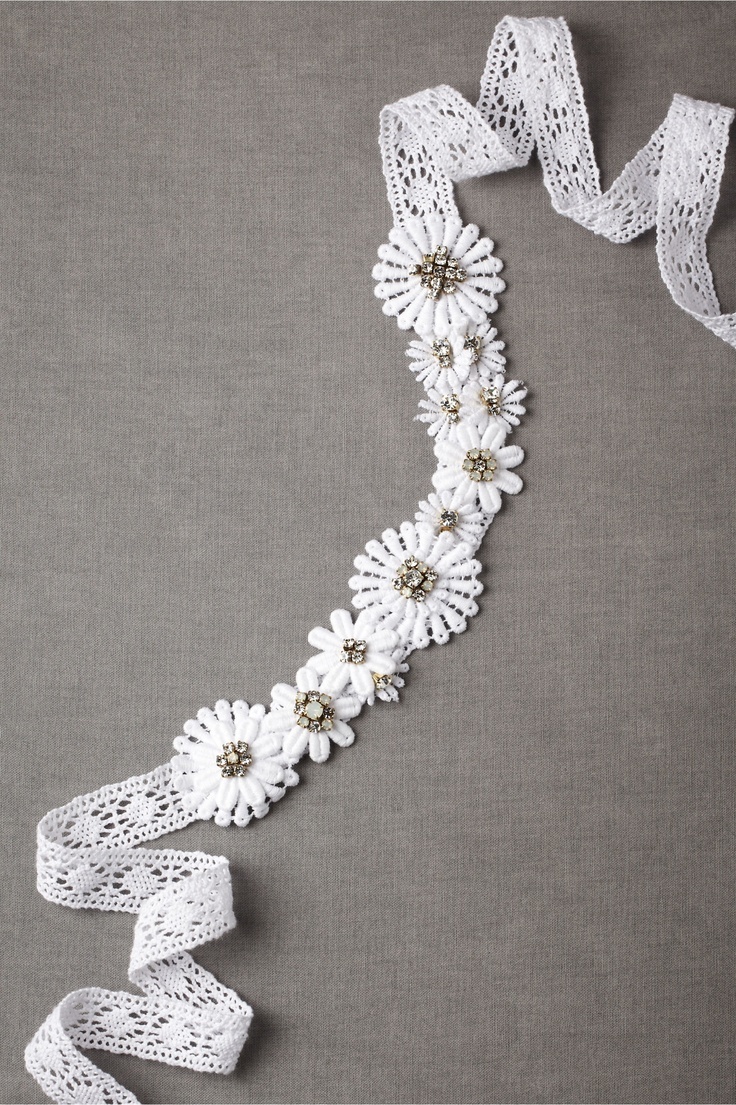 Anthropologie's Bridal Shop 'BHLDN' is a Treasure Trove of Cutness! 💖にて紹介している画像