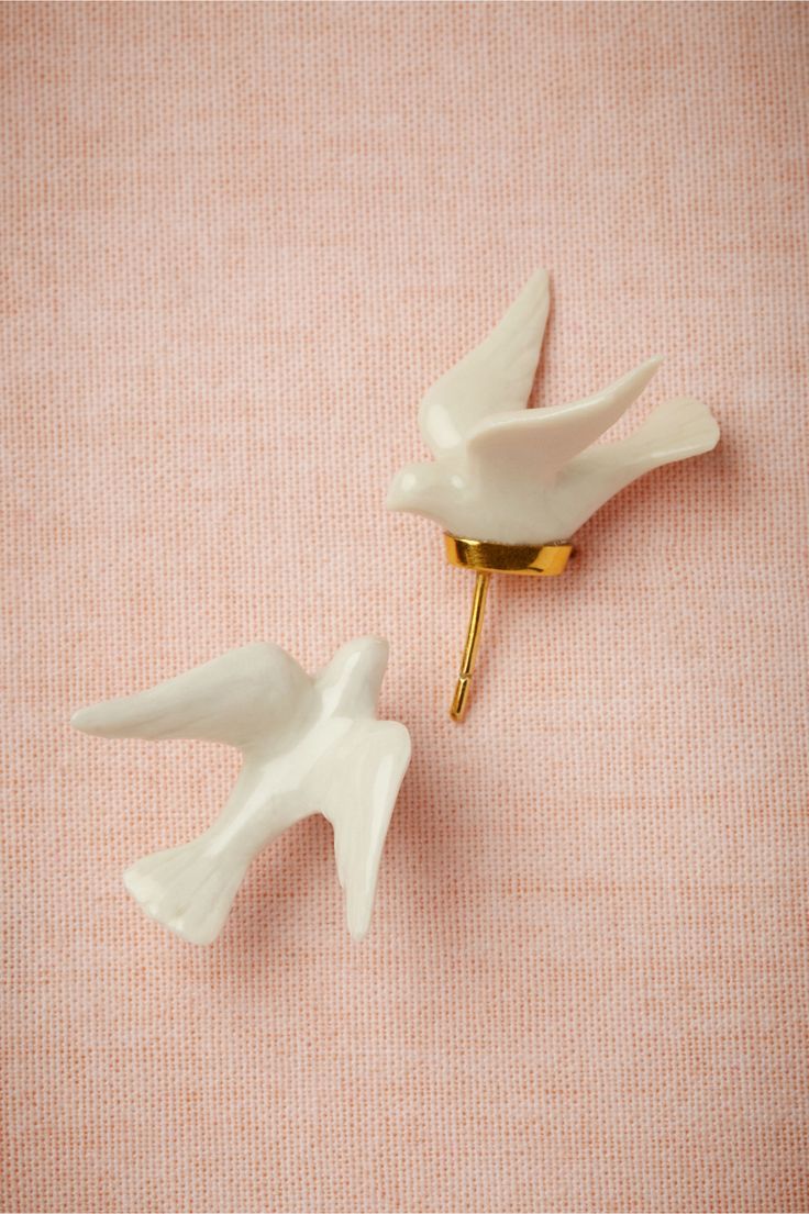 Anthropologie's Bridal Shop 'BHLDN' is a Treasure Trove of Cutness! 💖にて紹介している画像