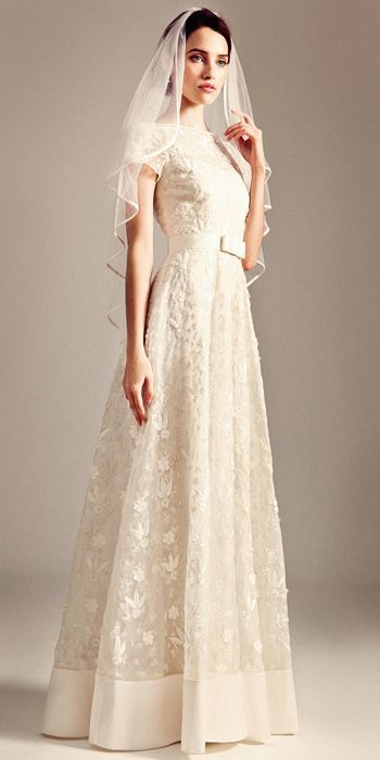 キャサリン妃ご愛用♡テンパリー･ロンドンのweddingドレスが素敵♡にて紹介している画像