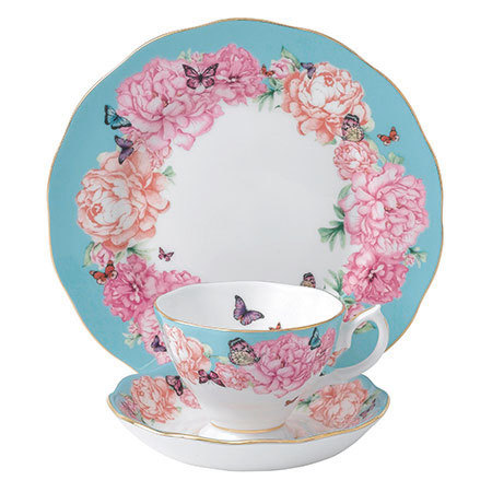 Miranda Kerr Collaborates with 'Royal Albert' - Adorable Floral and Butterfly Ceramics That Will Make You Swoon♡にて紹介している画像