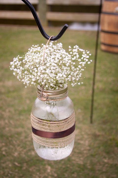 The Symbol of Purity: Adorable Weddings Featuring Baby's Breath as the Main Flower!にて紹介している画像