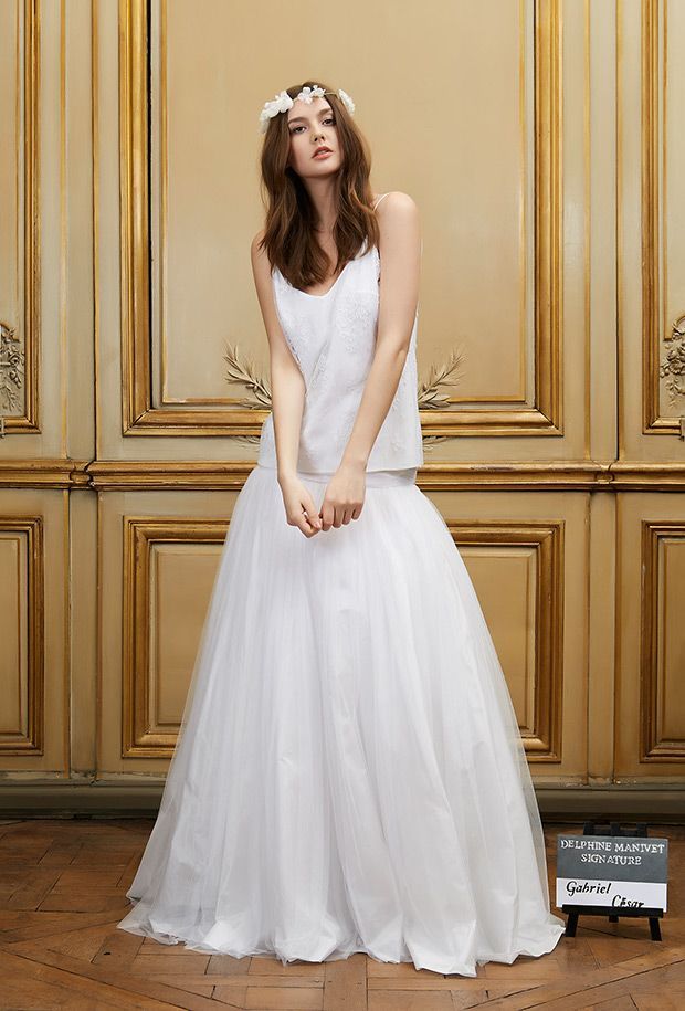French Chic and Heartfelt: Adult Weddings with Delphine Manivet's Dresses＊にて紹介している画像