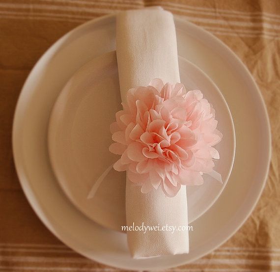 手作りも出来ちゃう♡おしゃれな『ナプキンリング』をDIY♩にて紹介している画像