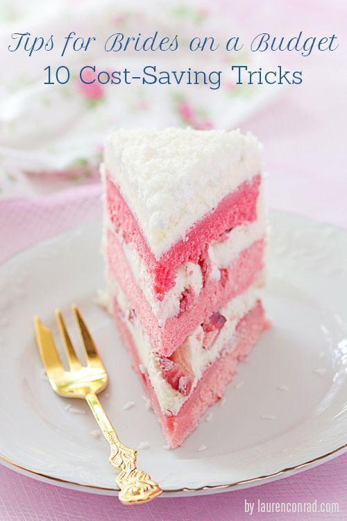 Fluffy Romantic ♡ Pink Wedding Cake ♡にて紹介している画像