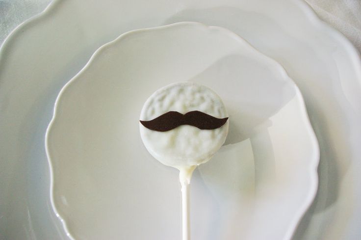 Charming "Mustache Items" for a Playfully Cute Look! ♡にて紹介している画像