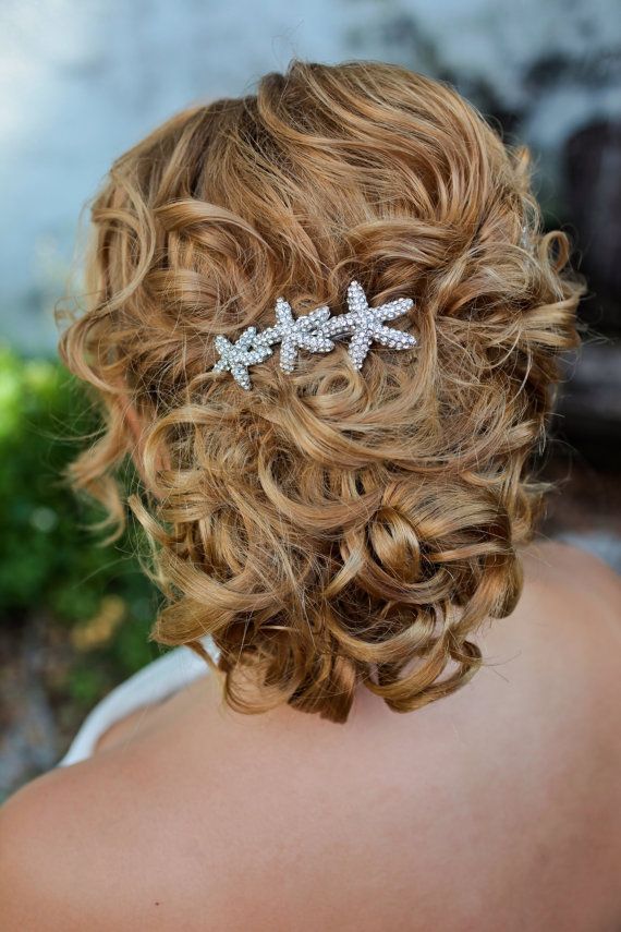 Trend Alert! Resort Weddings with a Starfish Theme♡にて紹介している画像