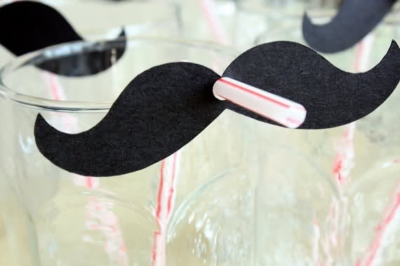 Charming "Mustache Items" for a Playfully Cute Look! ♡にて紹介している画像