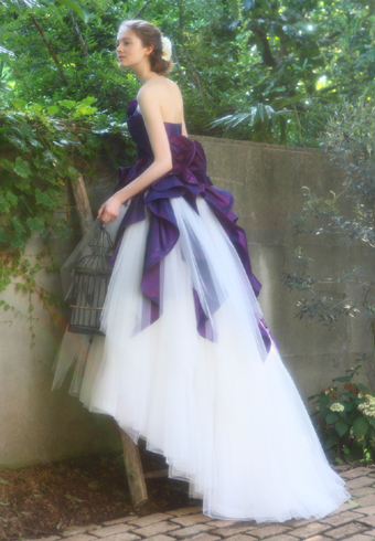 Fulfill Your Dream: Choosing a Unique Wedding Dress at Felice Vita♡にて紹介している画像