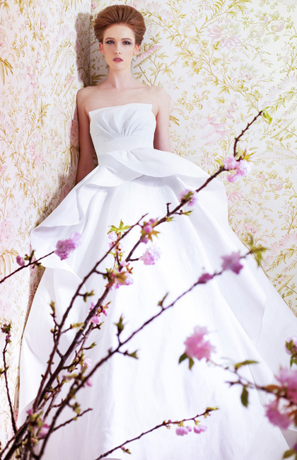 Fulfill Your Dream: Choosing a Unique Wedding Dress at Felice Vita♡にて紹介している画像
