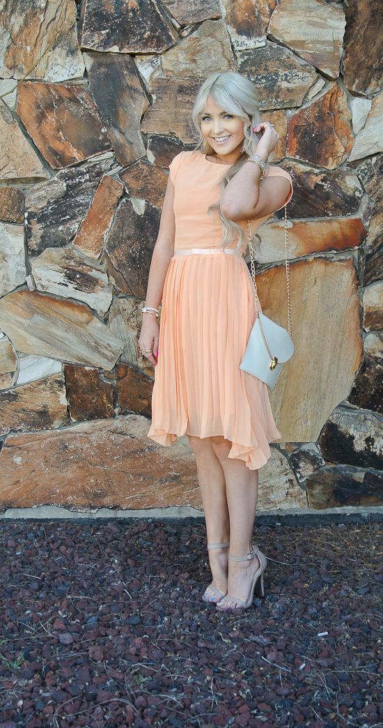 Which Dress Should I Choose? A Collection of Stylish Guest Fashion for Inspiration♡にて紹介している画像