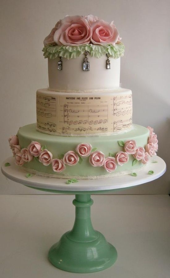 Collecting Adorable Wedding Cakes in Mint and Pink Color Combinations ♡にて紹介している画像