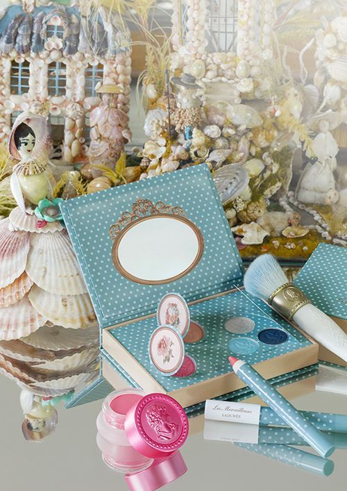 Are You Ready for Summer? Unleash Your Beauty with LADURÉE's New Summer Cosmetics ♡にて紹介している画像
