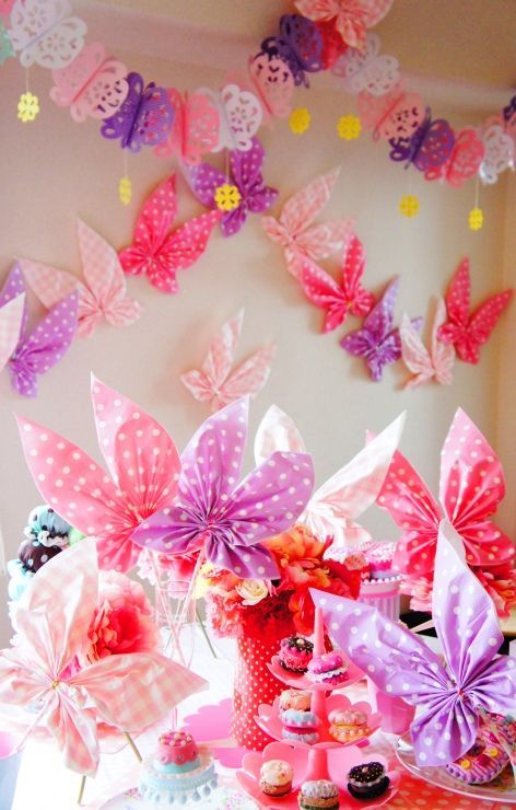 Stylish Brands to Buy Special Occasion Paper Napkins ♡にて紹介している画像