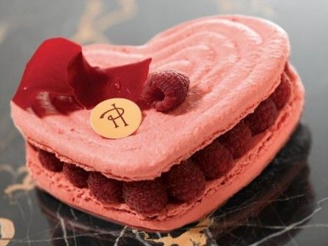 Delicate and Beautiful ♡ Fall in Love with Pierre Hermé's Sweets ♡にて紹介している画像