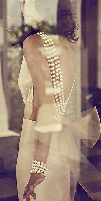 上品でラグジュアリー♡美しいパールのネックレスのイメージをあつめましたにて紹介している画像