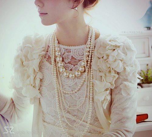 上品でラグジュアリー♡美しいパールのネックレスのイメージをあつめましたにて紹介している画像