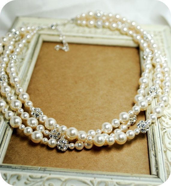 上品でラグジュアリー♡美しいパールのネックレスのイメージをあつめましたにて紹介している画像