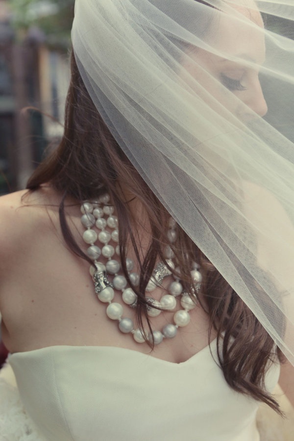 上品でラグジュアリー♡美しいパールのネックレスのイメージをあつめましたにて紹介している画像