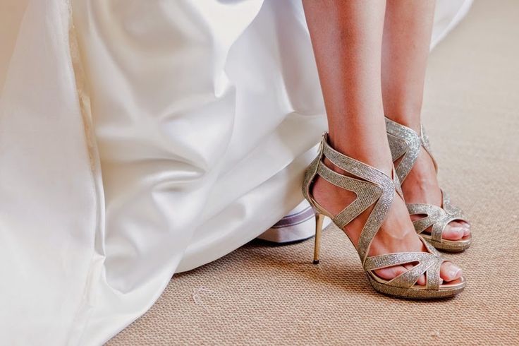 一生に一度は履きたい、魅せる靴＊ジミー・チュウのウェディングシューズに憧れる♡にて紹介している画像