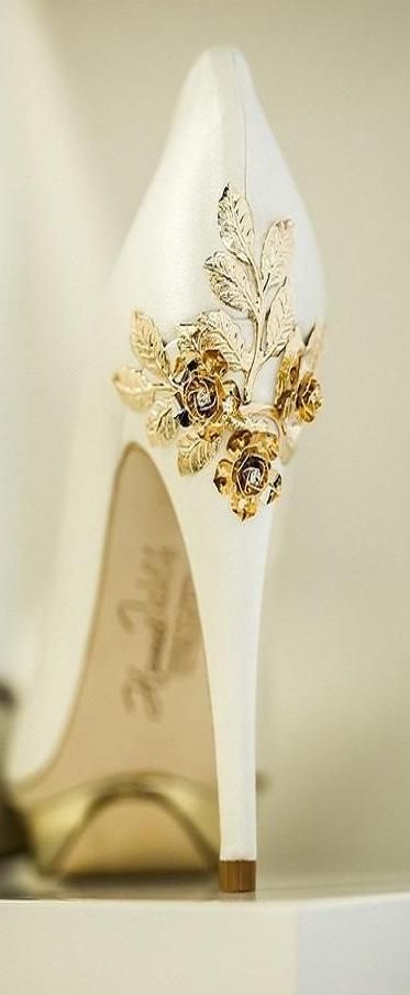 きゅんとする可愛いヒールを17こあつめました♡にて紹介している画像