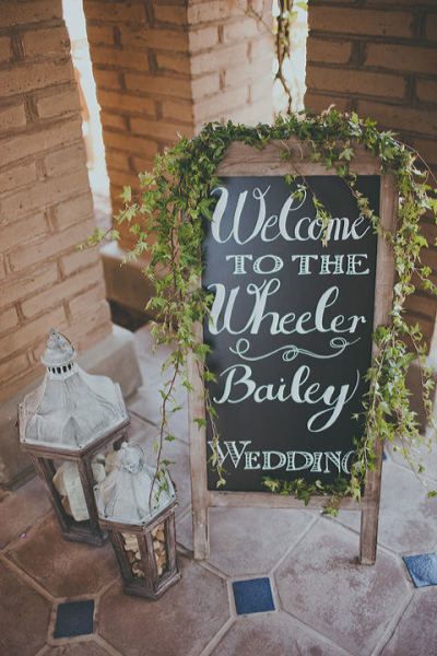 Essential Items for a Destination Wedding! A Special Feature on Stylish Welcome Boards from Around the World ♡にて紹介している画像