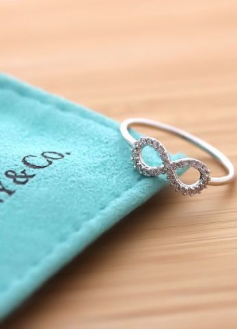 A Collection of Beautiful Tiffany Engagement Rings ♡にて紹介している画像