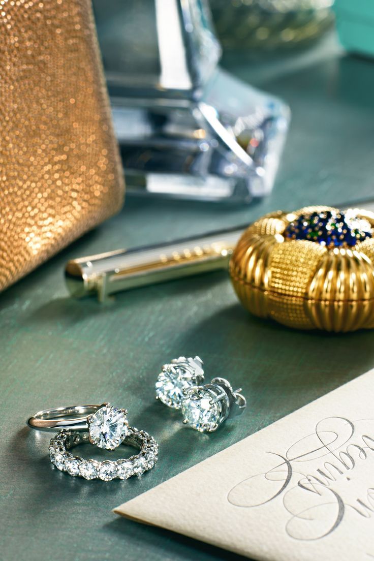 A Collection of Beautiful Tiffany Engagement Rings ♡にて紹介している画像