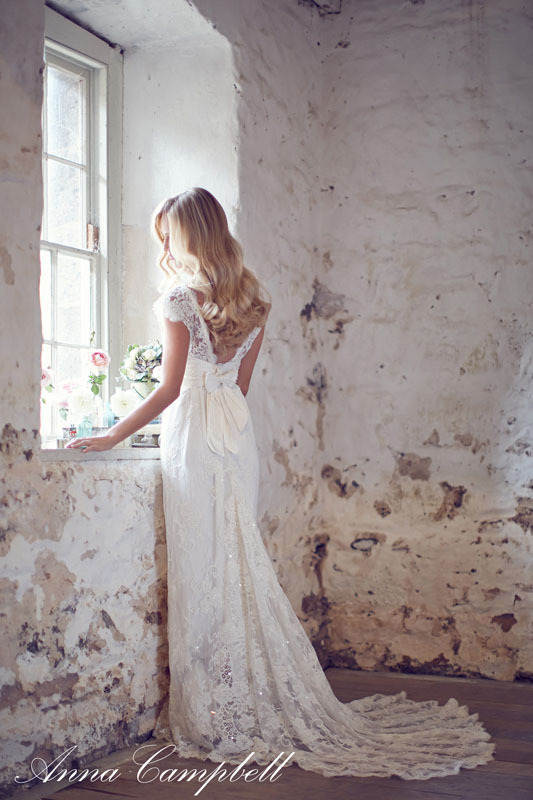 The Dresses of Australia's Brand 'Anna Campbell' are Adorably Gorgeous!にて紹介している画像