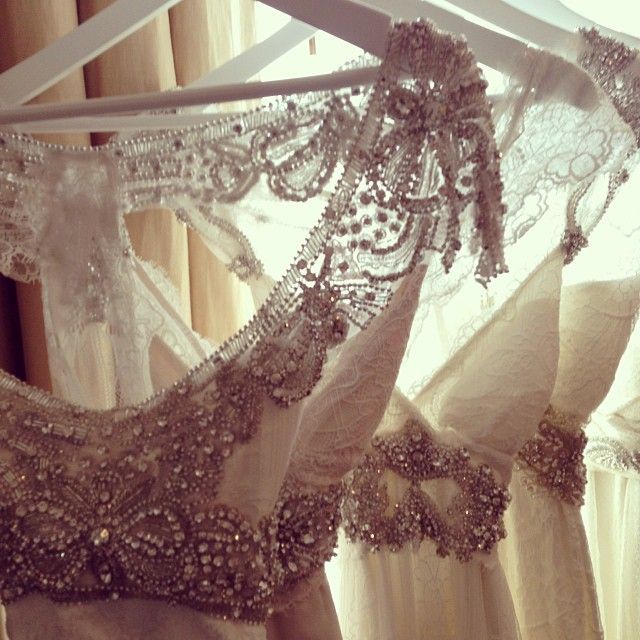 The Dresses of Australia's Brand 'Anna Campbell' are Adorably Gorgeous!にて紹介している画像