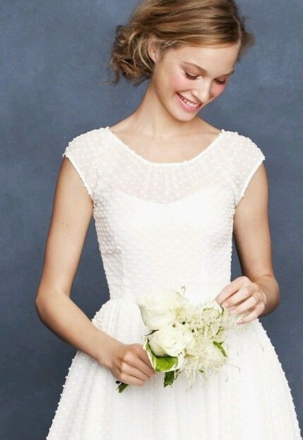 さらっとカジュアルな雰囲気が可愛い♡カジュアルwedding dressをあつめました♡にて紹介している画像