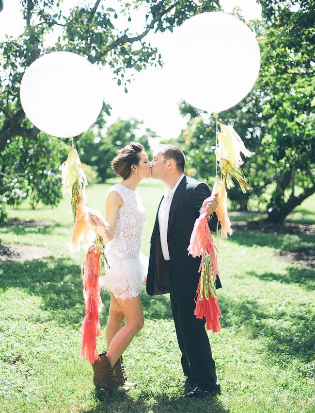The Next Trend: Adorable Wedding Themes with Fringe Balloons ♡にて紹介している画像