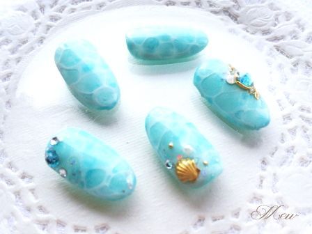 Trending Designs of 2015! A Collection of Adorable 'Drop Nails' ♡にて紹介している画像