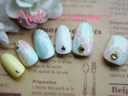 Trending Designs of 2015! A Collection of Adorable 'Drop Nails' ♡にて紹介している画像