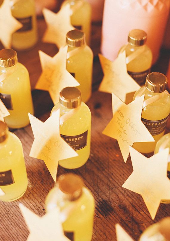 A Romantic Wedding Under the Starry Sky: A Princess-Themed Celebration with Stars 🌟にて紹介している画像