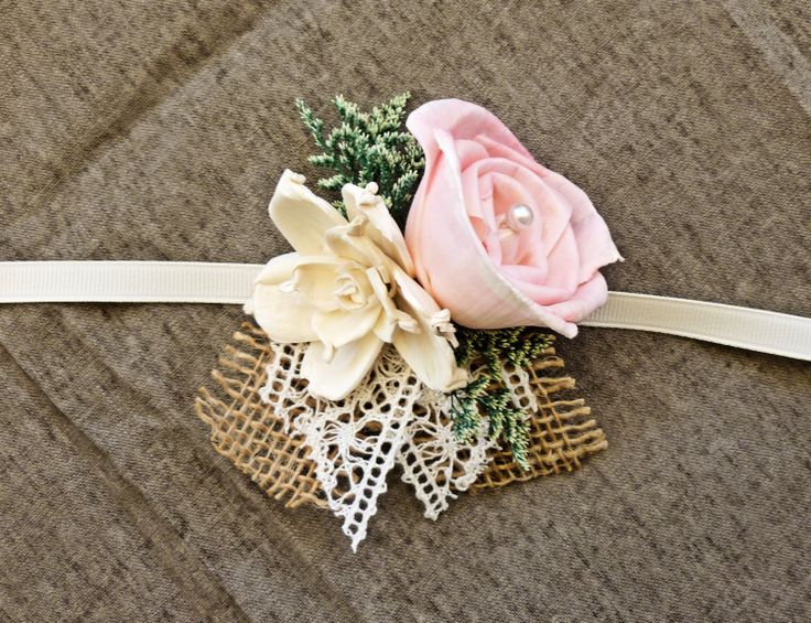 腕に光るビジューが可愛い♡きゅんとするデザインのブレスレットをあつめました♡にて紹介している画像