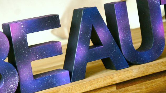 幻想的な宇宙がテーマ♡ギャラクシーウエディングを挙げたい！にて紹介している画像