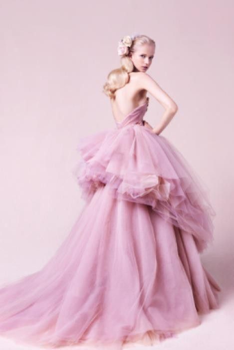 Summer 2015 Trend Color: Become the Sweetest Bride in Strawberry Ice Color♡にて紹介している画像