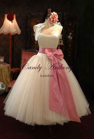 Summer 2015 Trend Color: Become the Sweetest Bride in Strawberry Ice Color♡にて紹介している画像