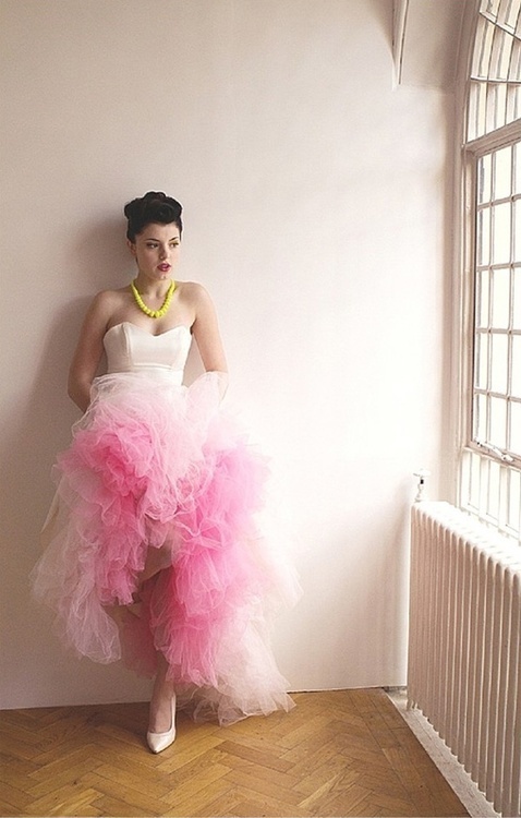 Summer 2015 Trend Color: Become the Sweetest Bride in Strawberry Ice Color♡にて紹介している画像