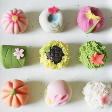 Artistry in Tradition: Exquisite and Adorable Handcrafted Wagashiにて紹介している画像