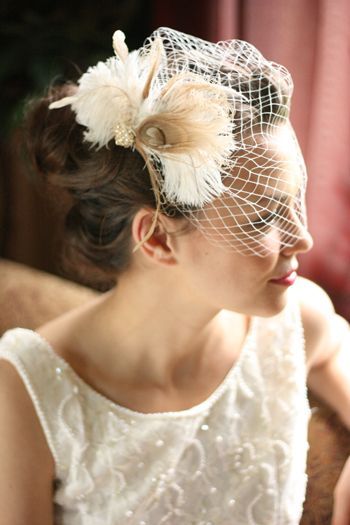 Elevate Your Style and Charm: A Collection of Romantic Headpieces ♡にて紹介している画像