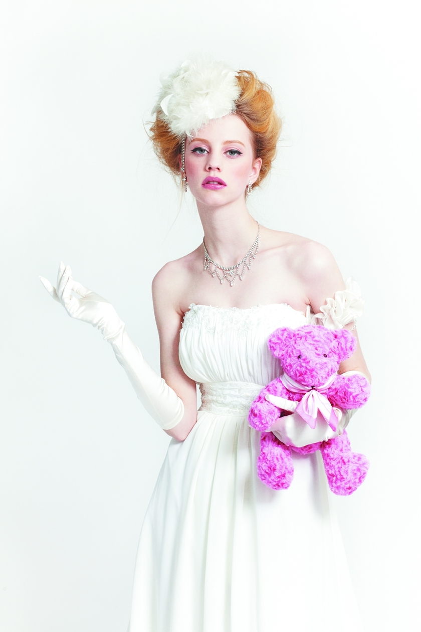 The Little-Known Brand *Ar.YUKIKO* Presents 100% Silk Wedding Dresses♡にて紹介している画像