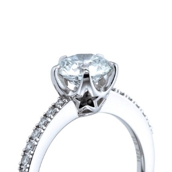 "Sparkle the Heart of Girls! Romantic Engagement Rings from STAR JEWELRY ♡"にて紹介している画像