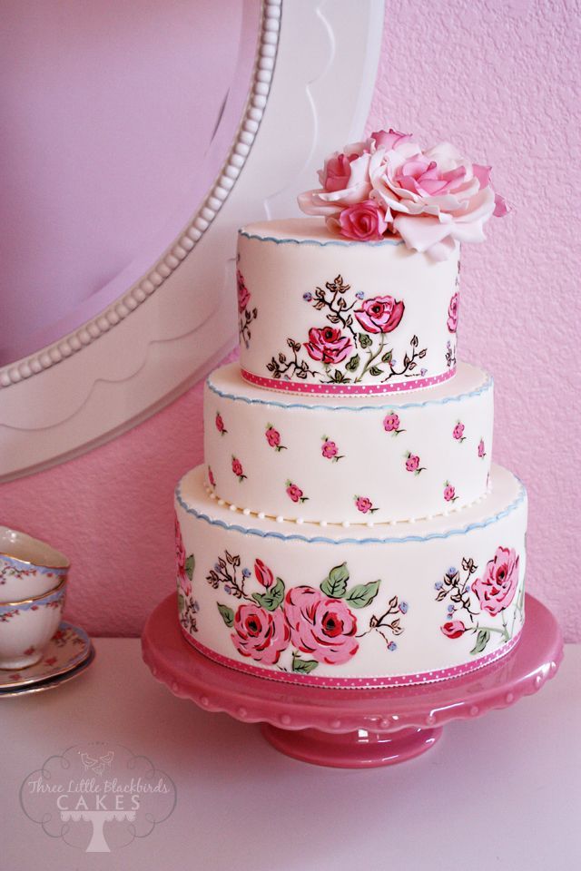 Stylish Wedding Cake with Paint Art: Original Designs Just as You Imagined!にて紹介している画像