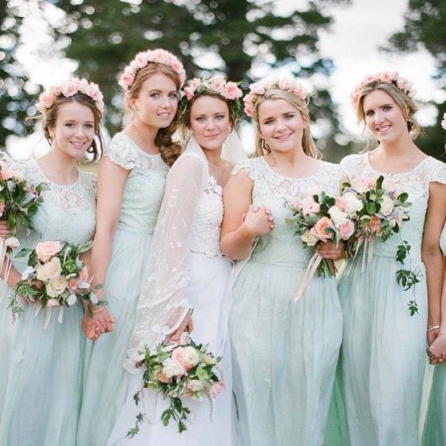 The Importance of Friendship: Discovering the Charming Origins of Bridesmaids♡にて紹介している画像